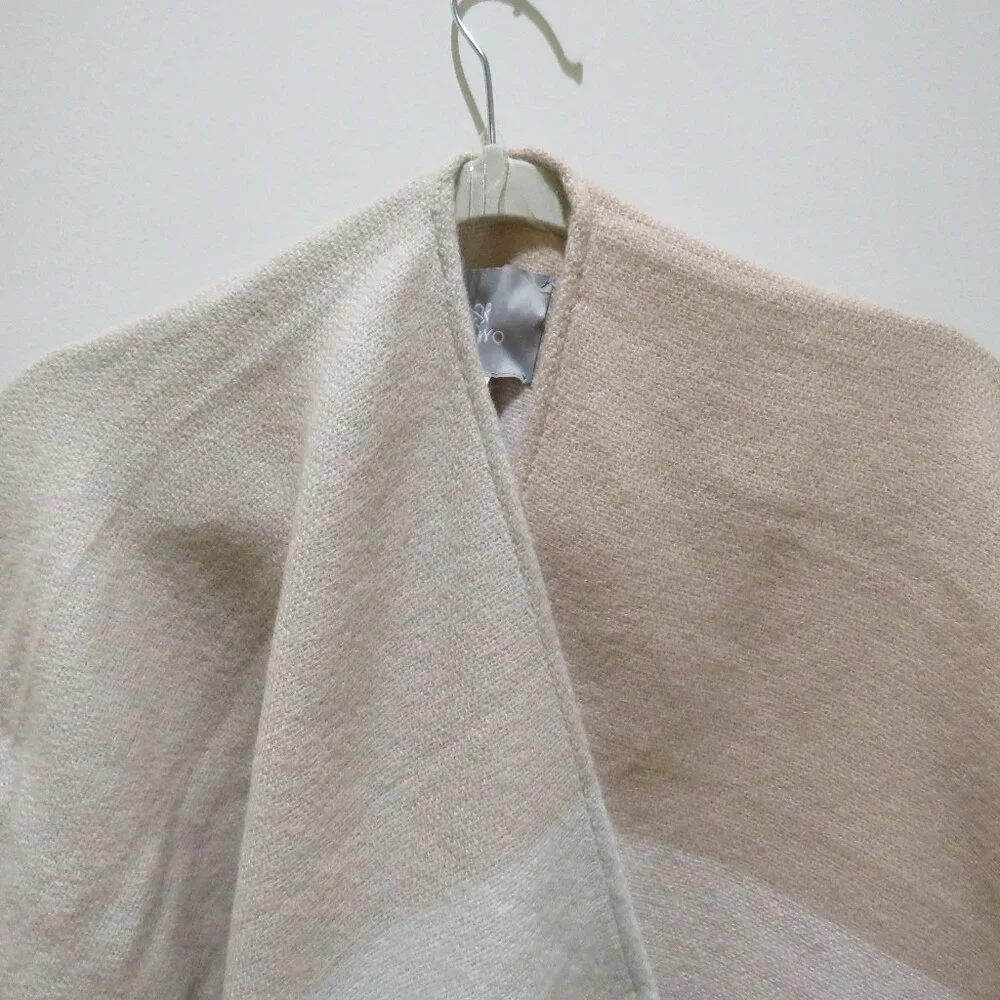 SOIA & KYO Yadira Pink Ivory Colorblock Fringed Wrap Scarf Shawl Neutral NWT